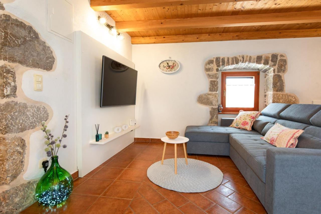 House Iva - Vrh, Krk Holiday home *